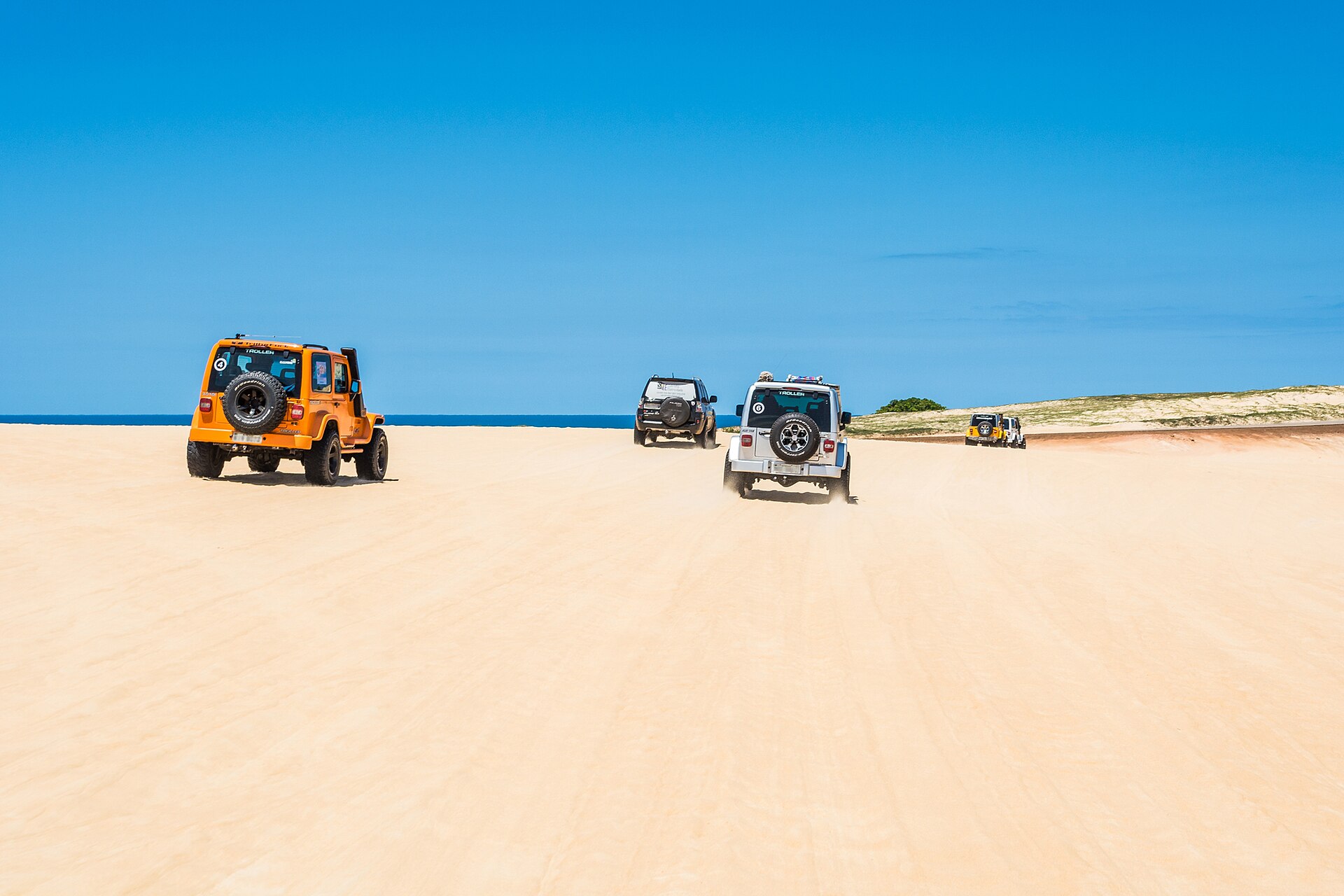 Passeio de buggy nas dunas de Genipabu